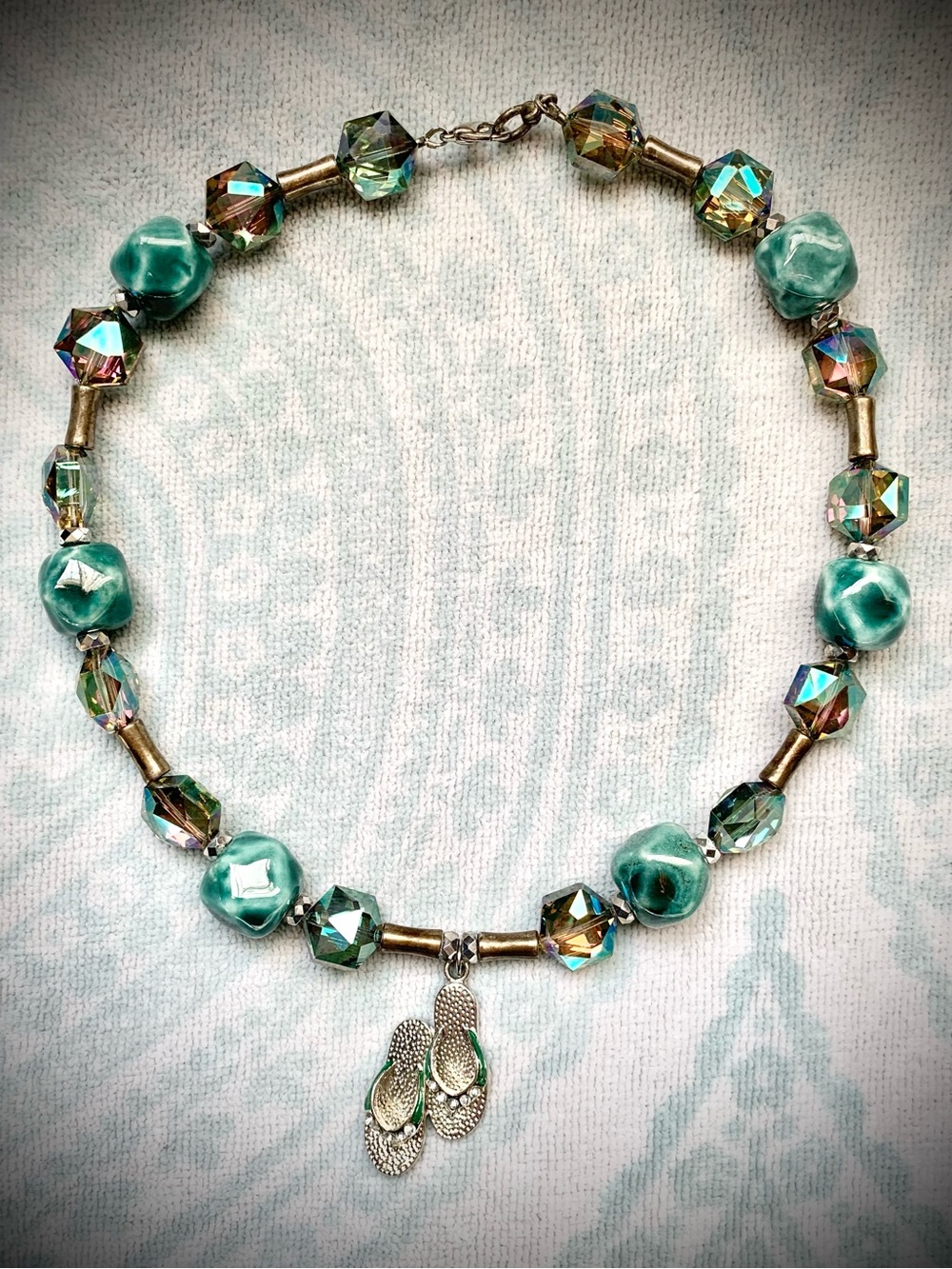 Chunky Sandals Charm AB Crystal Ocean Colors Beaded Vintage Necklace